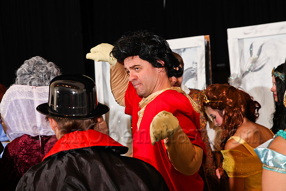 Party at the Palace - Narnia