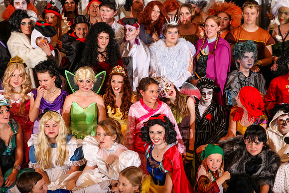 Party at the Palace - Narnia