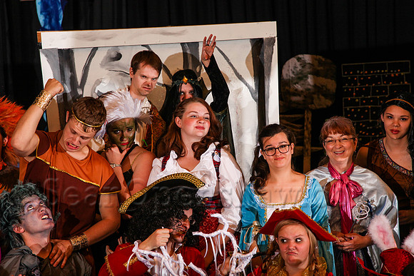 Party at the Palace - Narnia