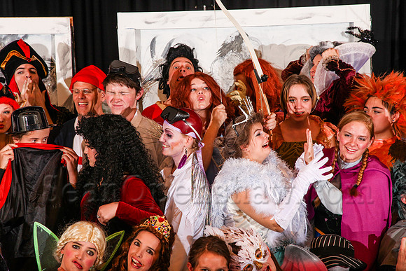 Party at the Palace - Narnia