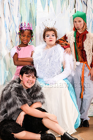 Party at the Palace - Narnia