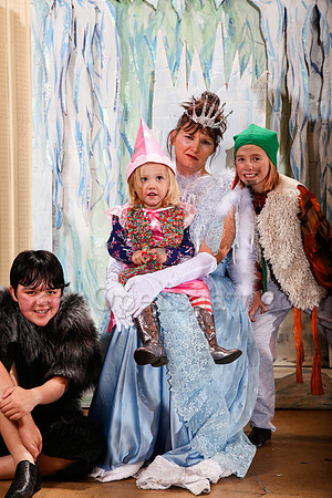 Party at the Palace - Narnia