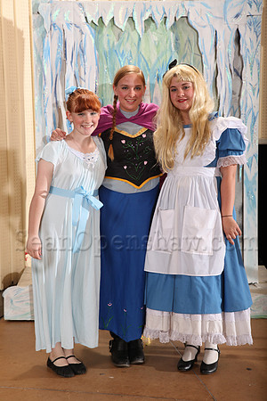 Party at the Palace - Narnia