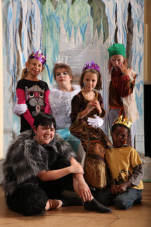 Party at the Palace - Narnia