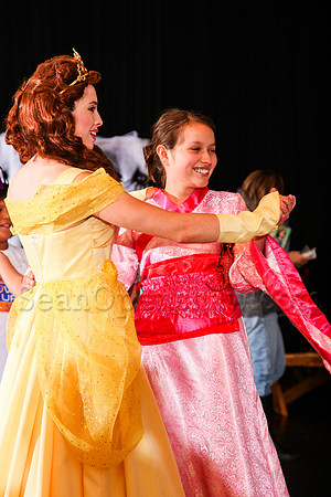 Party at the Palace - Narnia
