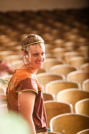 Party at the Palace - Narnia