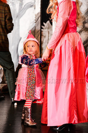 Party at the Palace - Narnia
