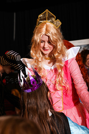 Party at the Palace - Narnia