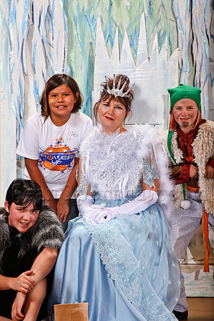 Party at the Palace - Narnia